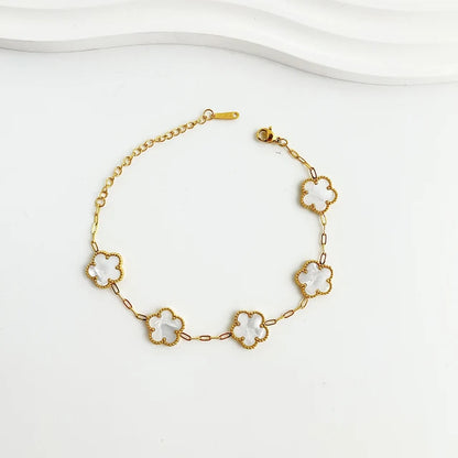Elegance Clover Bracelet