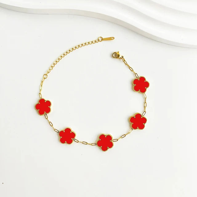 Elegance Clover Bracelet